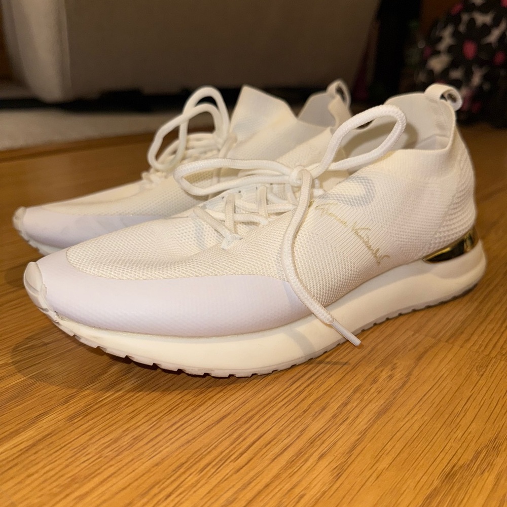 Gloria Vanderbilt Womens Sneakers